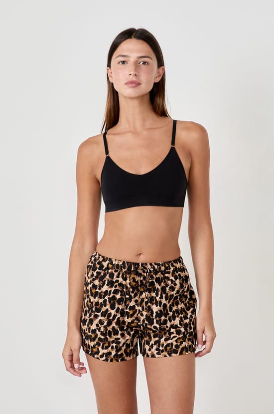 Leopard print pyjama shorts;${refinementColor}