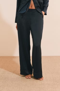 Pantalon de pyjama satin&eacute;e;${refinementColor}