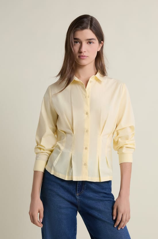 Chemise cintr&eacute;e &agrave; plis plats;${refinementColor}