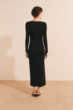 Robe longue c&ocirc;tel&eacute;e avec d&eacute;tails dor&eacute;s;${refinementColor}