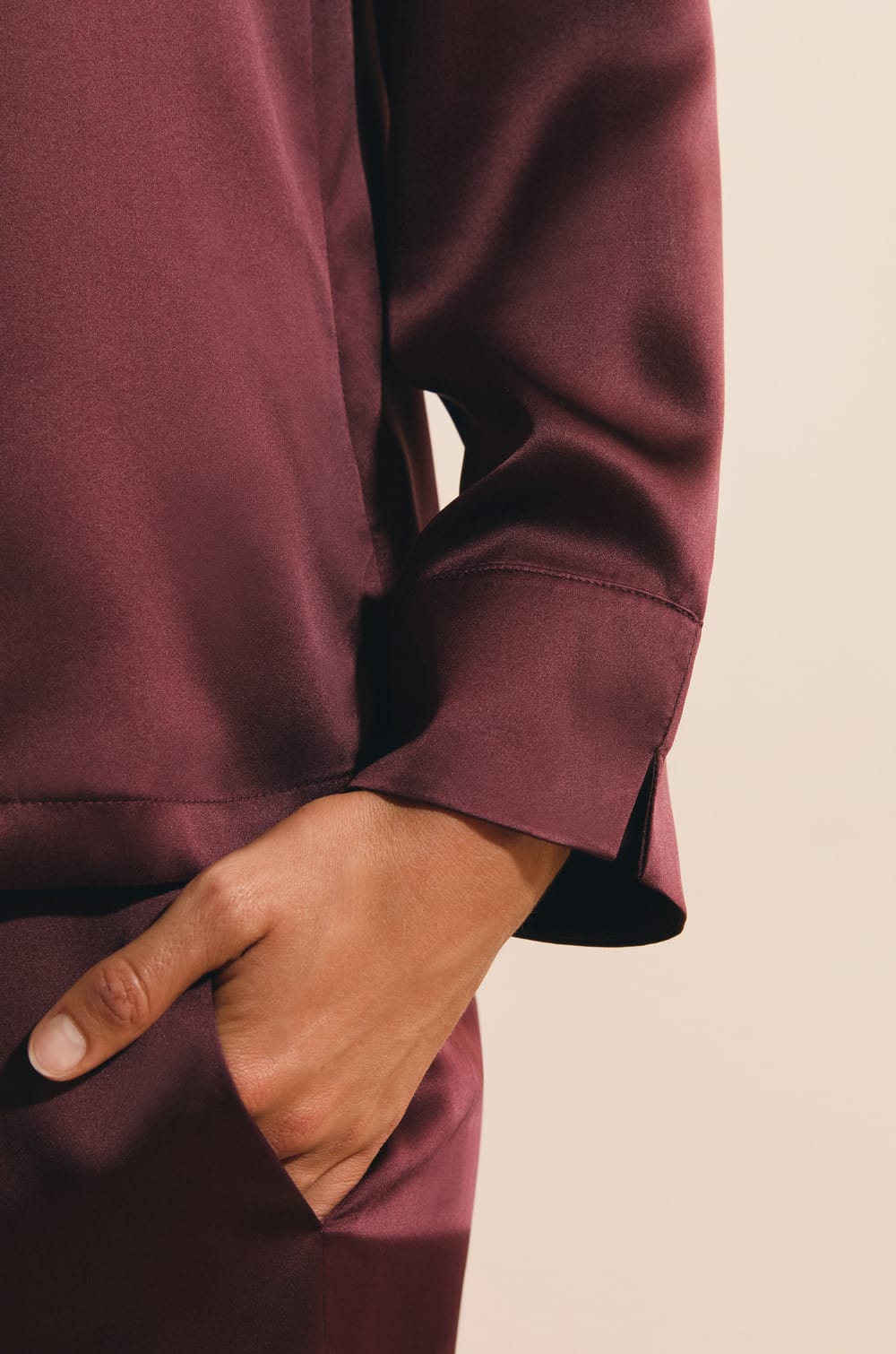 Chemise de pyjama en soie;${refinementColor}
