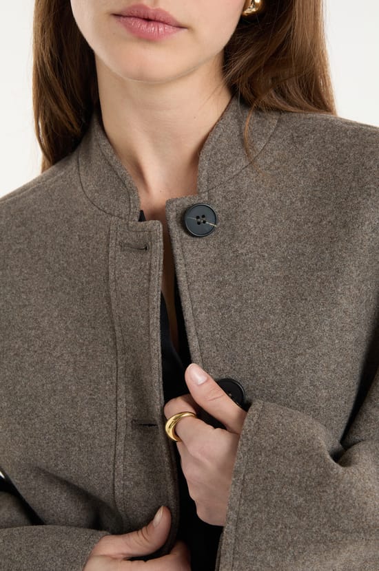 Manteau &agrave; boutons avec laine;${refinementColor}