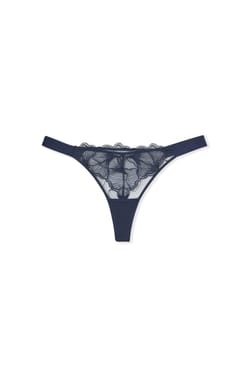 String mit Stickerei;${refinementColor}