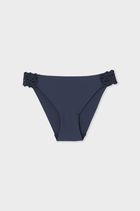 Culotte en microfibre et dentelle;${refinementColor}