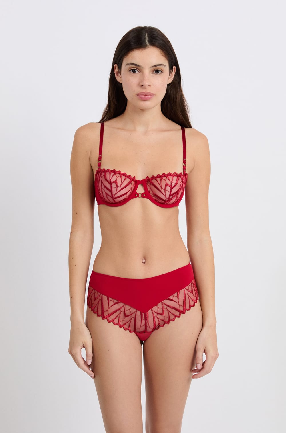 Braga culotte con bordado;${refinementColor}