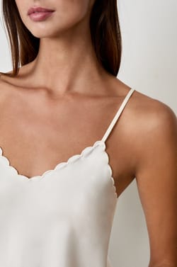 Caraco satiné;${refinementColor}