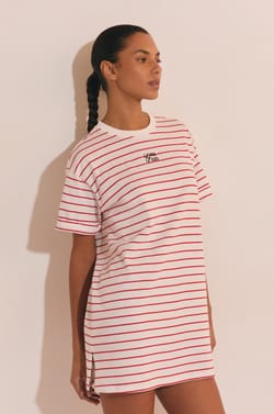 Robe T-shirt &agrave; rayures avec inscription "sea sun" en coton;${refinementColor}