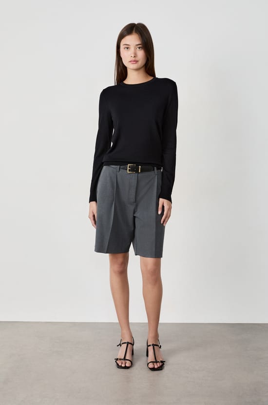 Long-sleeved sweater;${refinementColor}