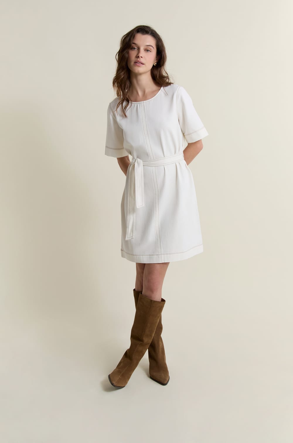 Vestido con cintur&oacute;n de algod&oacute;n;${refinementColor}