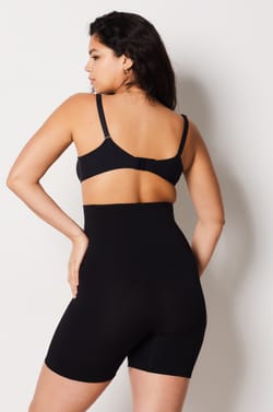 Formendes Slip mit hoher Taille – mittlerer Halt;${refinementColor}