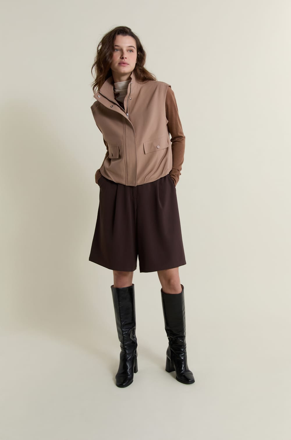 Sleeveless High Neck Jacket;${refinementColor}