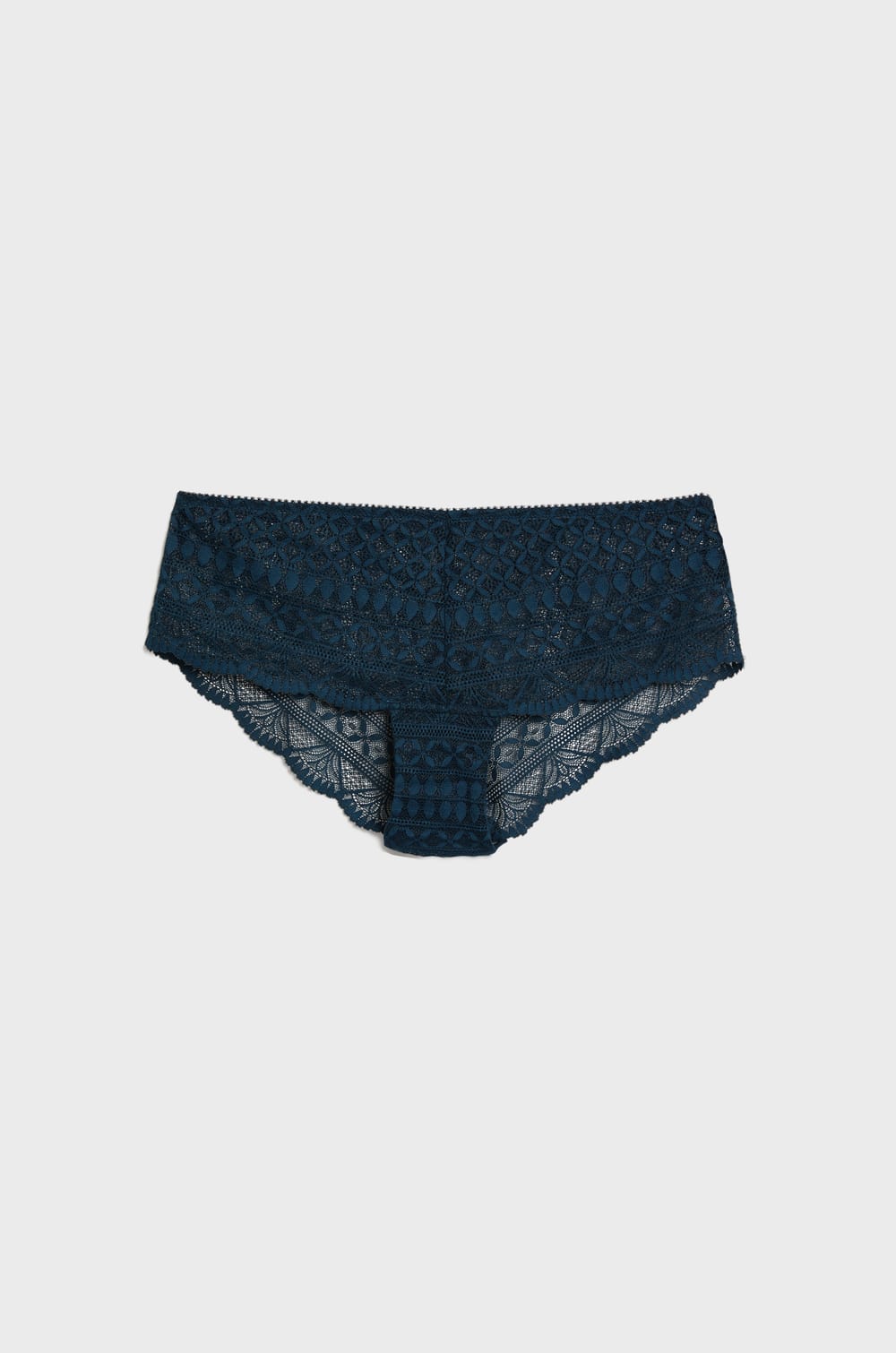 Lace Shorty;${refinementColor}
