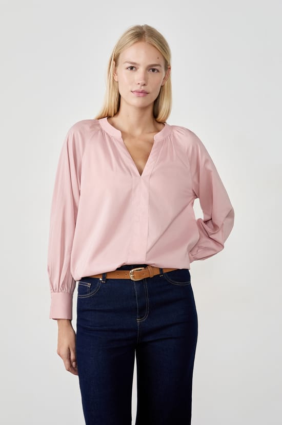 Blouse col V;${refinementColor}