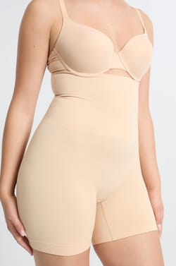 Panty gainant taille haute - Maintien m&eacute;dium;${refinementColor}