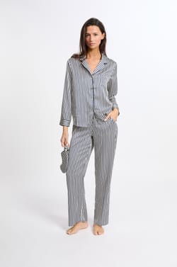 Pijama de dos piezas a rayas;${refinementColor}