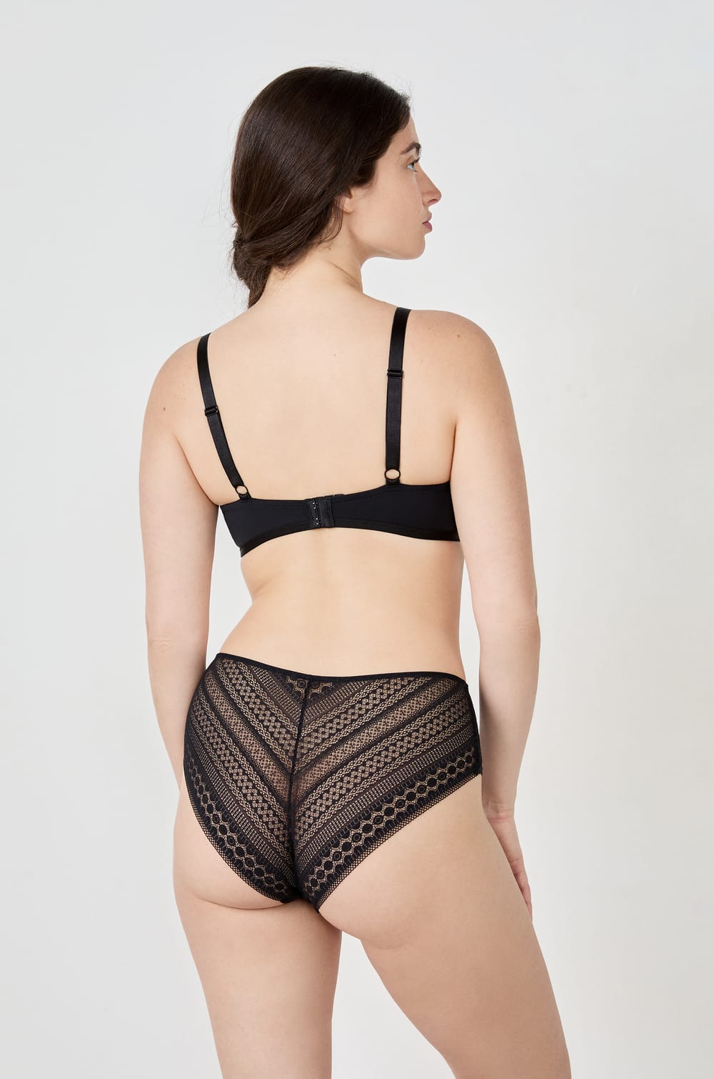 Bra N&ordm;4 - Balconet copa fina;${refinementColor}