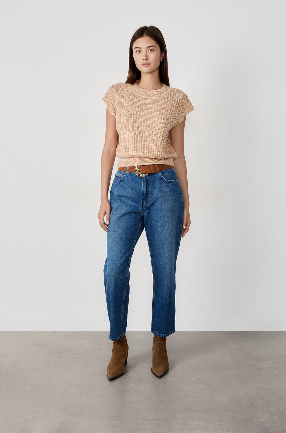 Su&eacute;ter de manga corta;${refinementColor}