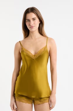 Caraco en soie détails dentelle;${refinementColor}