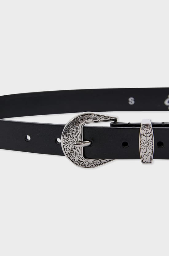 Leather Belt;${refinementColor}