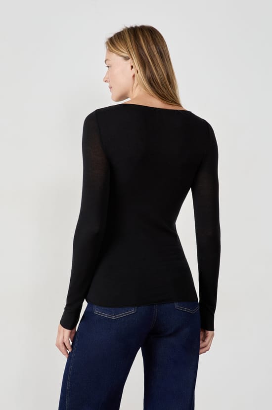 T-shirt manches longues col bateau;${refinementColor}