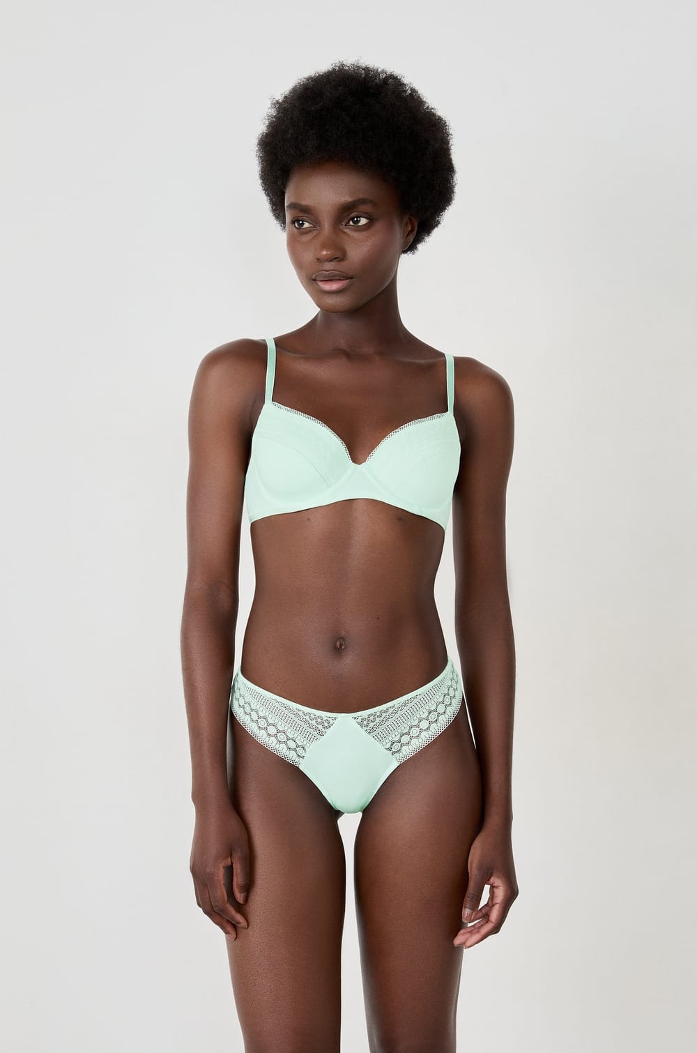 Sujetador N. 4 - Sujetador copa fina;${refinementColor}