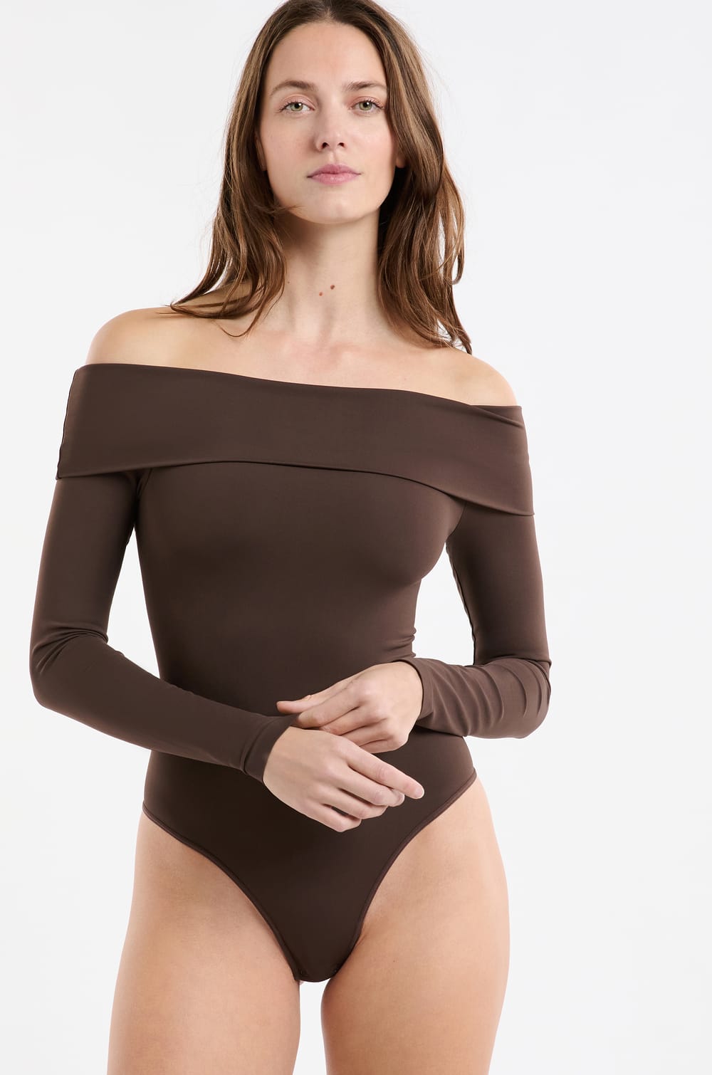 Body épaules dénudées;${refinementColor}