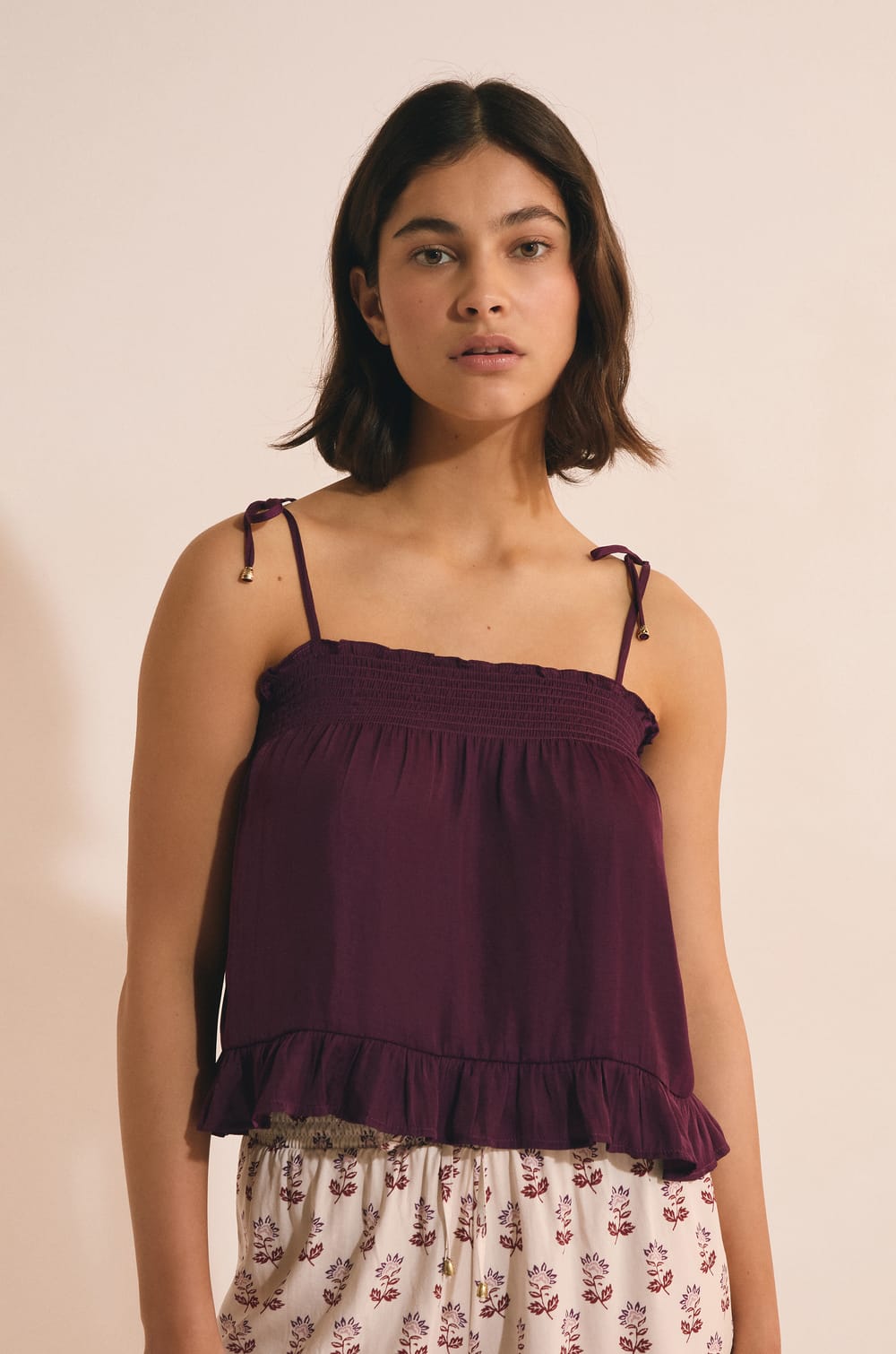 Caraco satin&eacute;;${refinementColor}