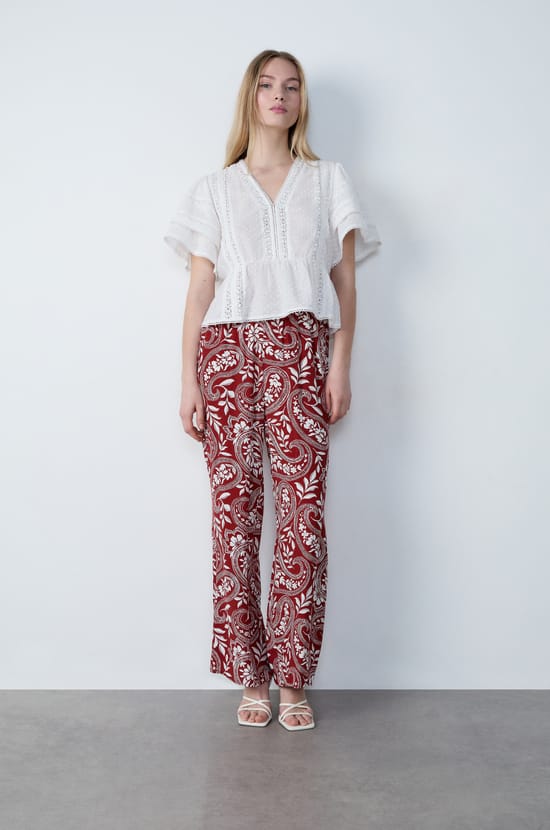 Pantalon fluide à motifs;${refinementColor}