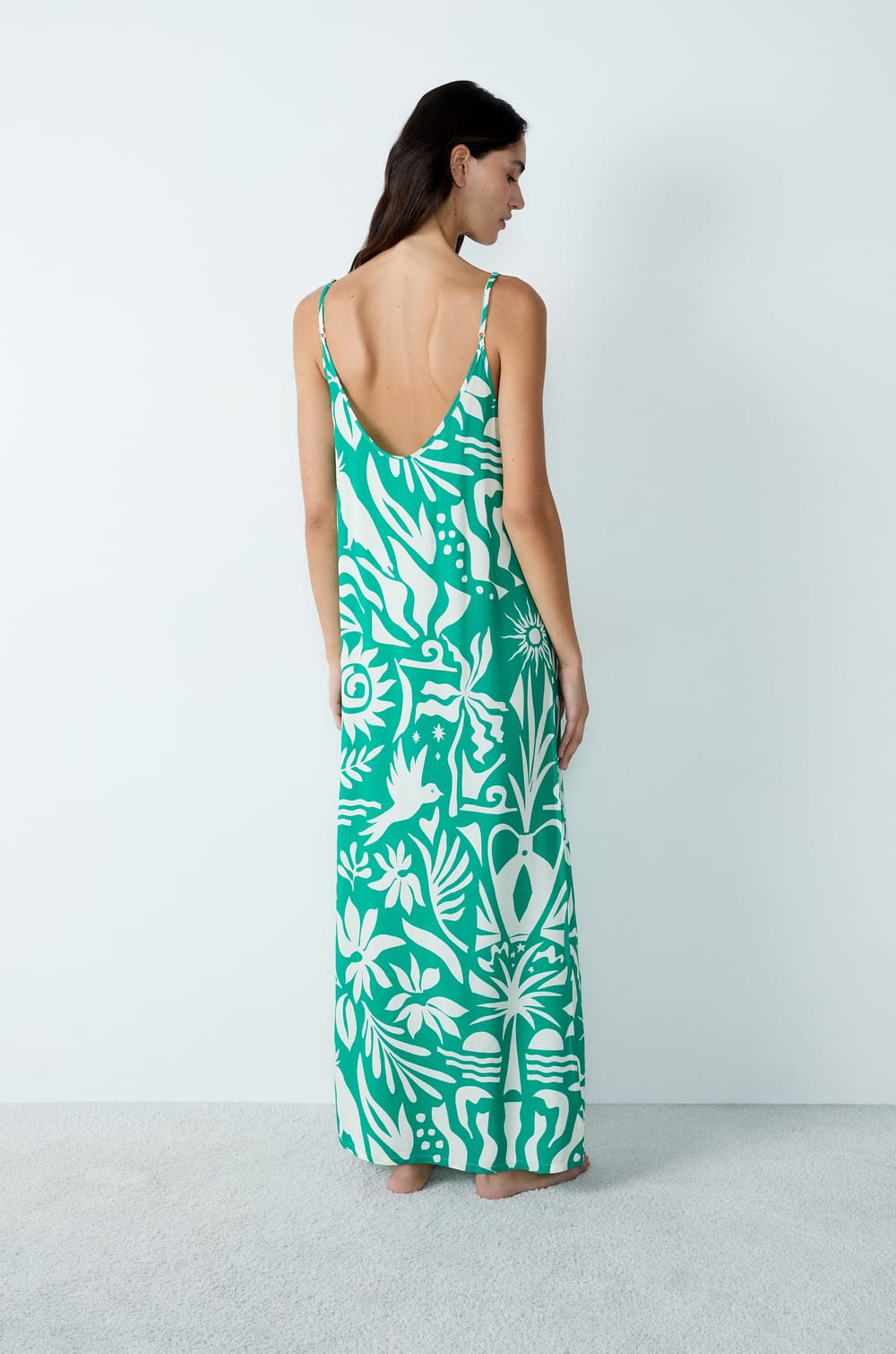 Lange bedrukte nachtjapon;${refinementColor}