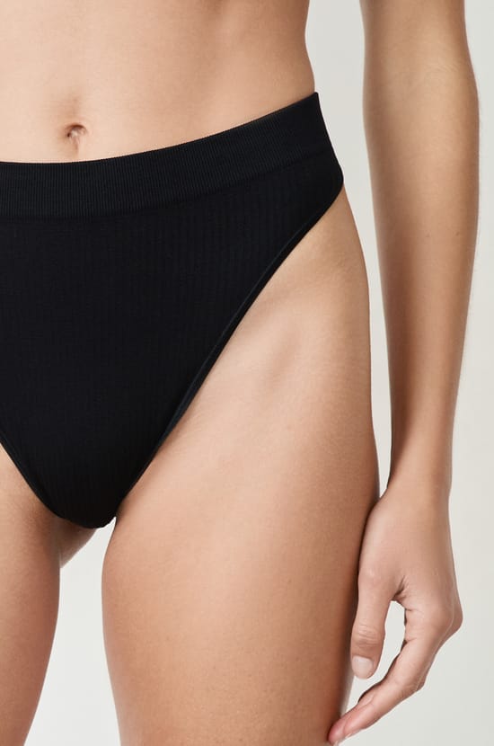 Ribbed Thong;${refinementColor}
