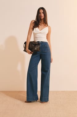 Jean flare &agrave; poches avant;${refinementColor}