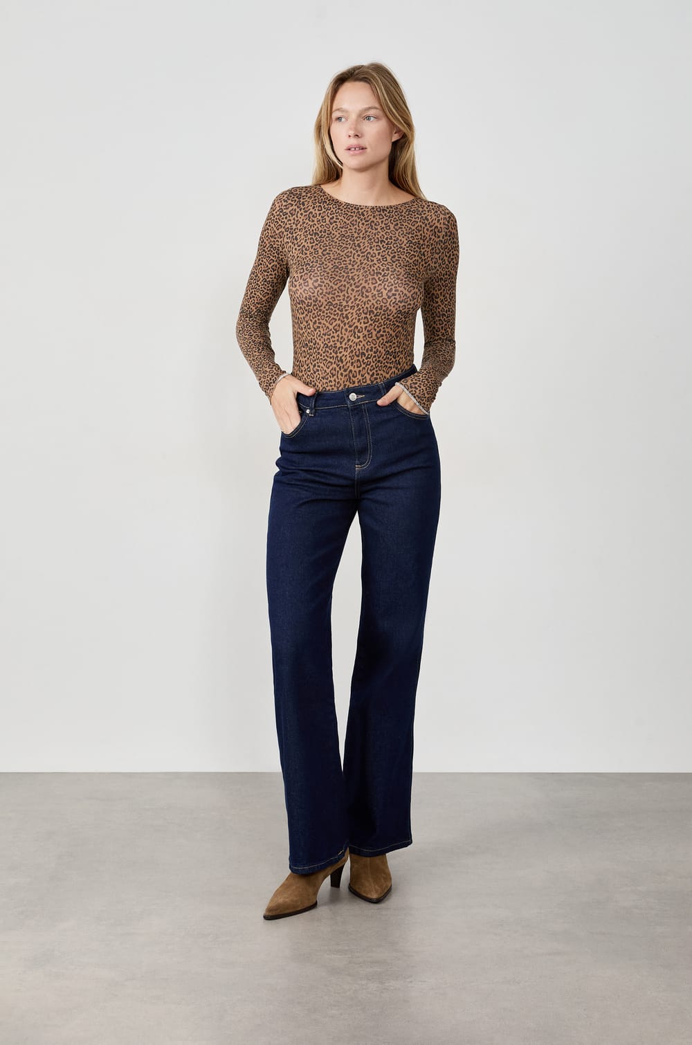 Thermal boat neck t-shirt with cashmere;${refinementColor}