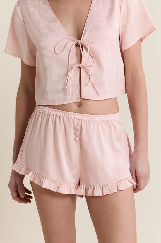 Short de pyjama satin&eacute;;${refinementColor}