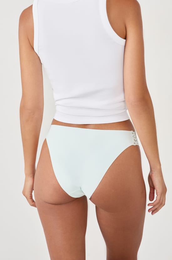 Culotte en microfibre et dentelle;${refinementColor}