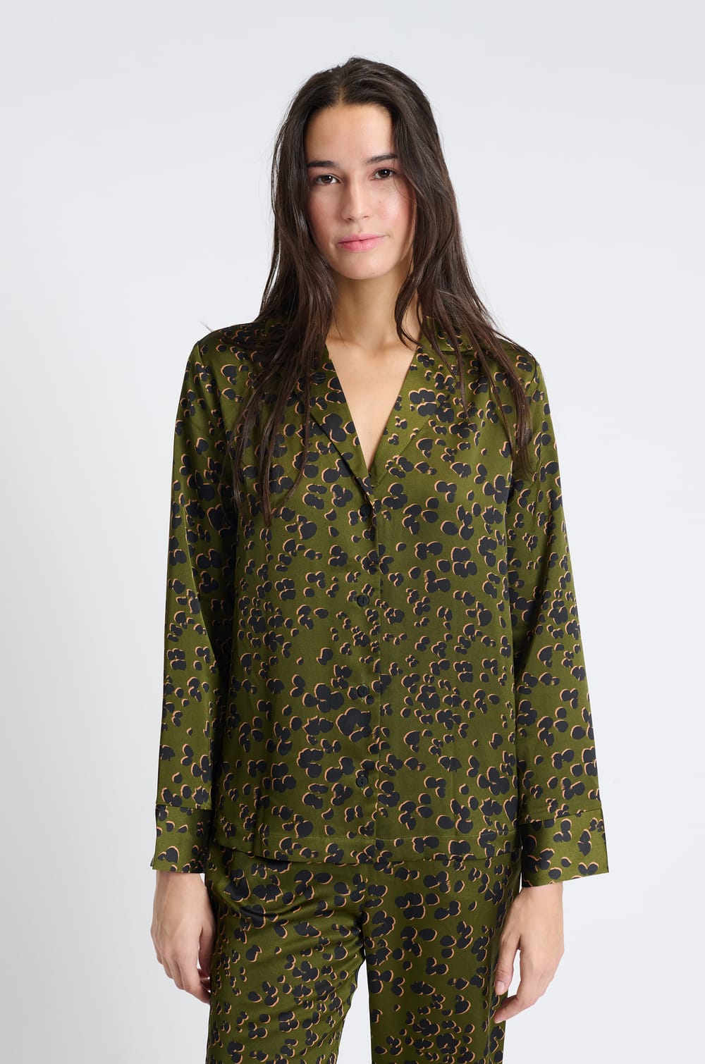 Chemise de pyjama satinée à imprimés;${refinementColor}