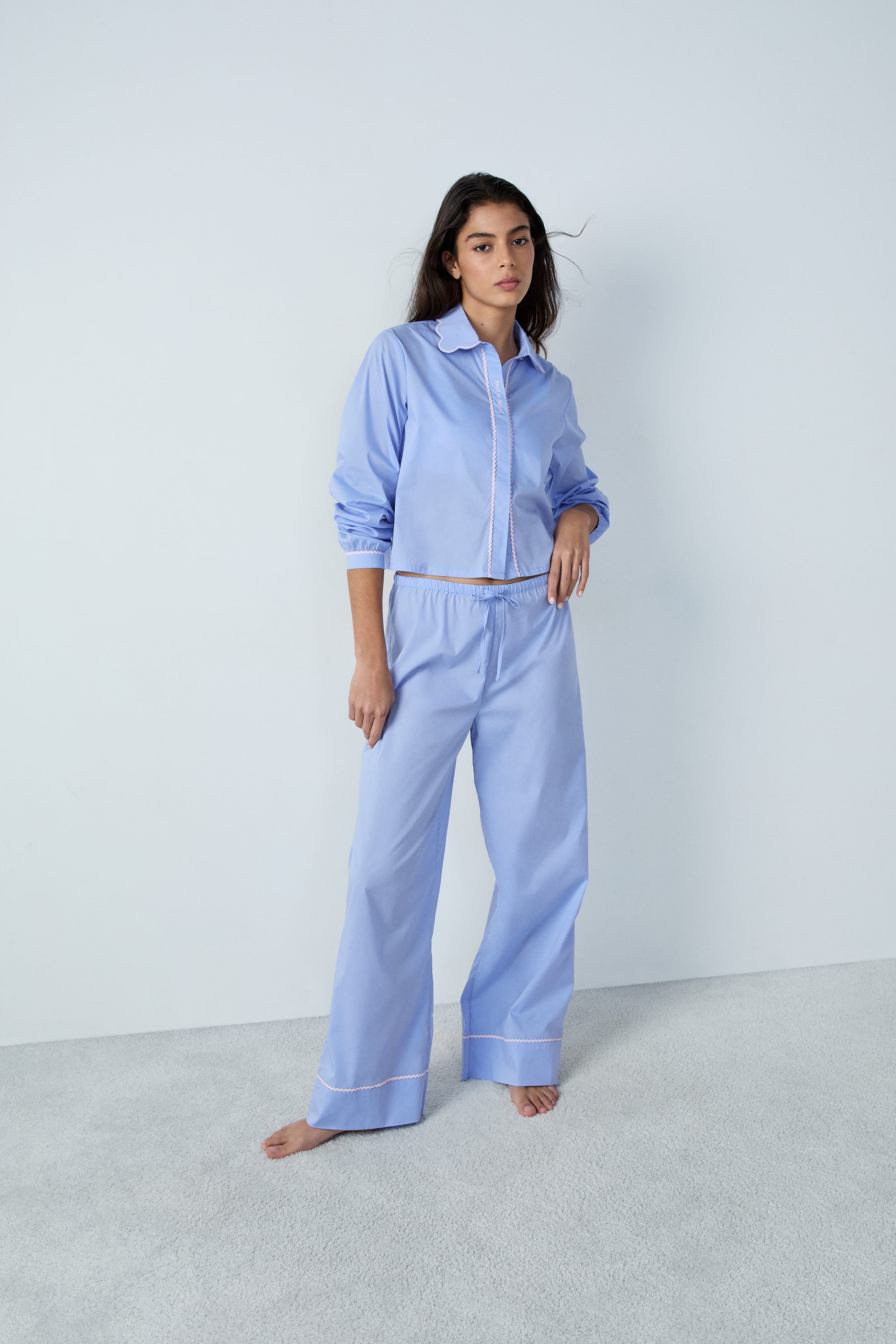 Pantalon de pyjama en coton coupe évasé