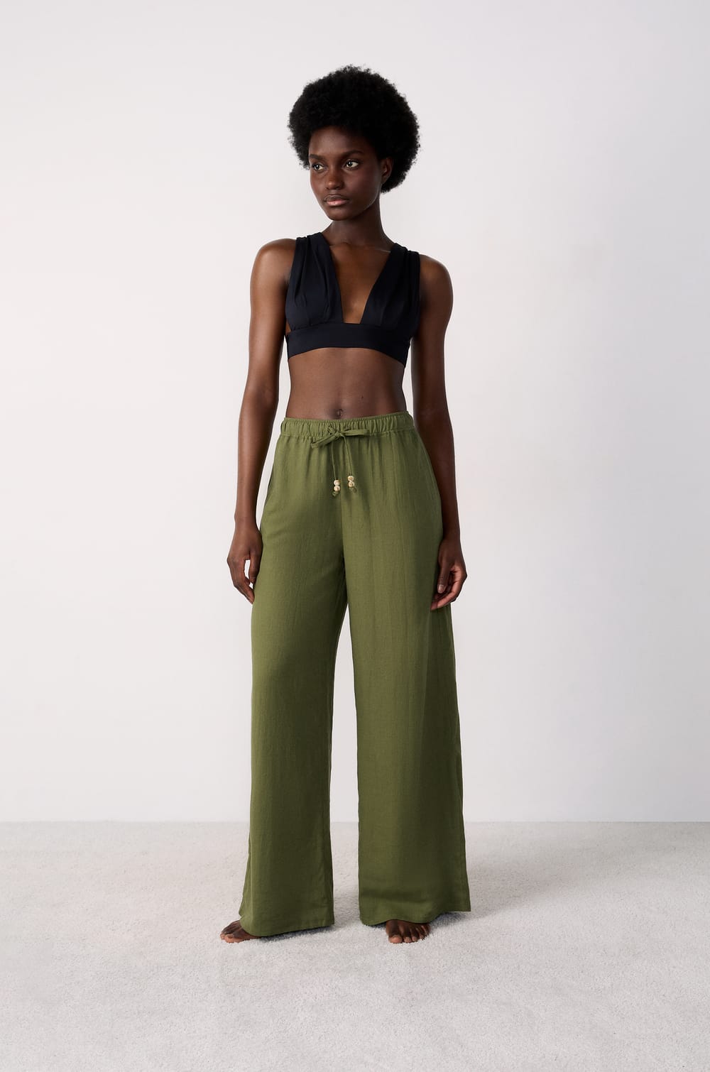 Pantalón de playa ancho de lino;${refinementColor}