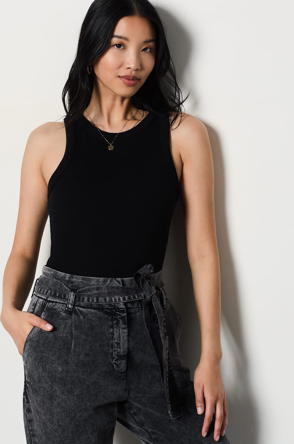 Carrot Cut Jeans;${refinementColor}