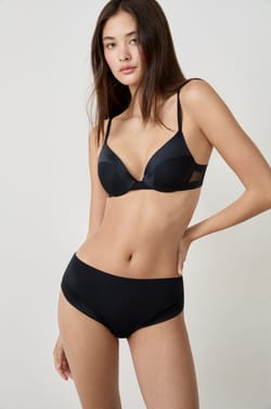 Panty tipo boxer de microfibra satinada;${refinementColor}