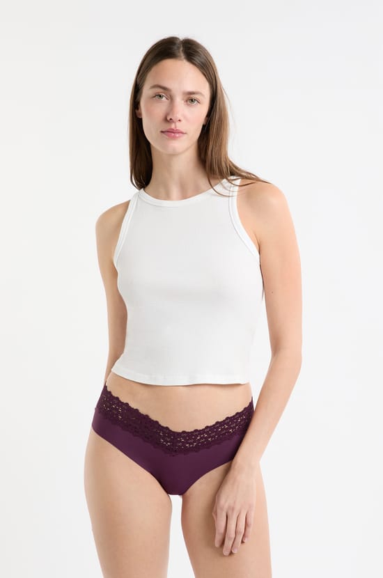 Hipster V-shape in Microfiber and Lace;${refinementColor}