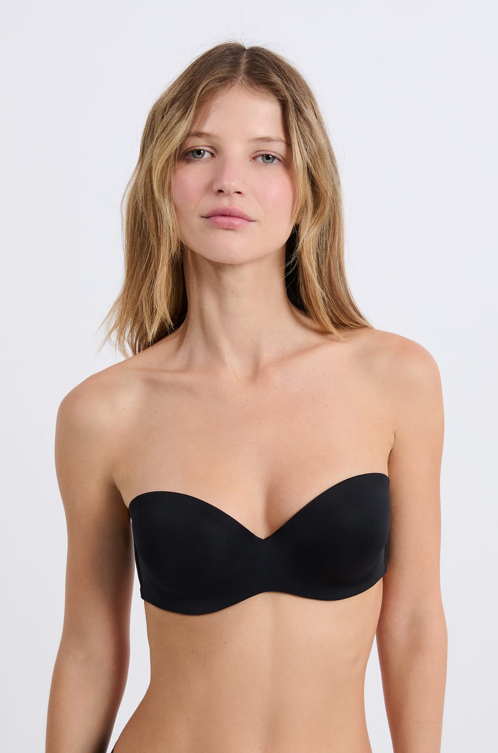 Wireless Strapless Bra in Microfiber;${refinementColor}