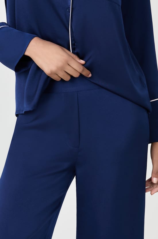 Pantalon de pyjama satiné;${refinementColor}