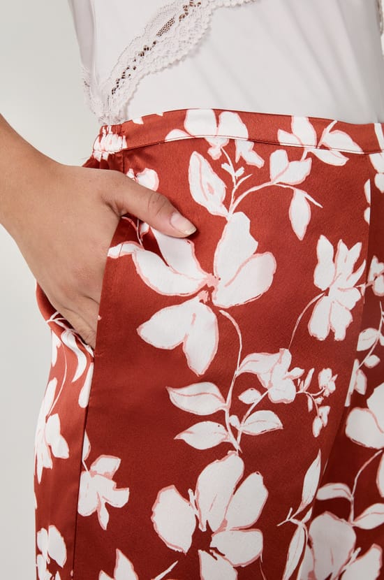 Pantalon de pyjama satiné à imprimés;${refinementColor}