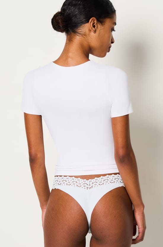V-shape Tanga in Microfibre and Lace;${refinementColor}