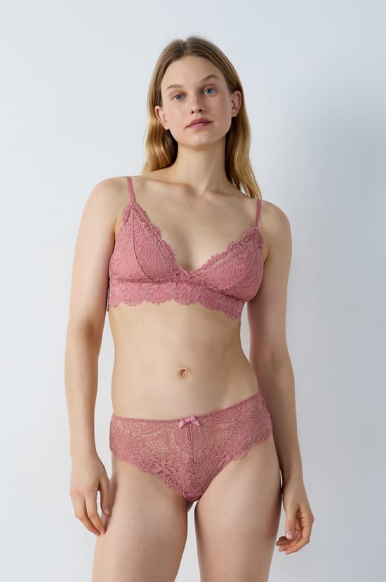 Shorty en dentelle;${refinementColor}