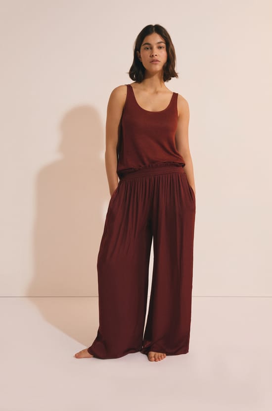 Top de pijama de lino;${refinementColor}