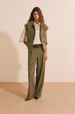 Gilet sans manche;${refinementColor}