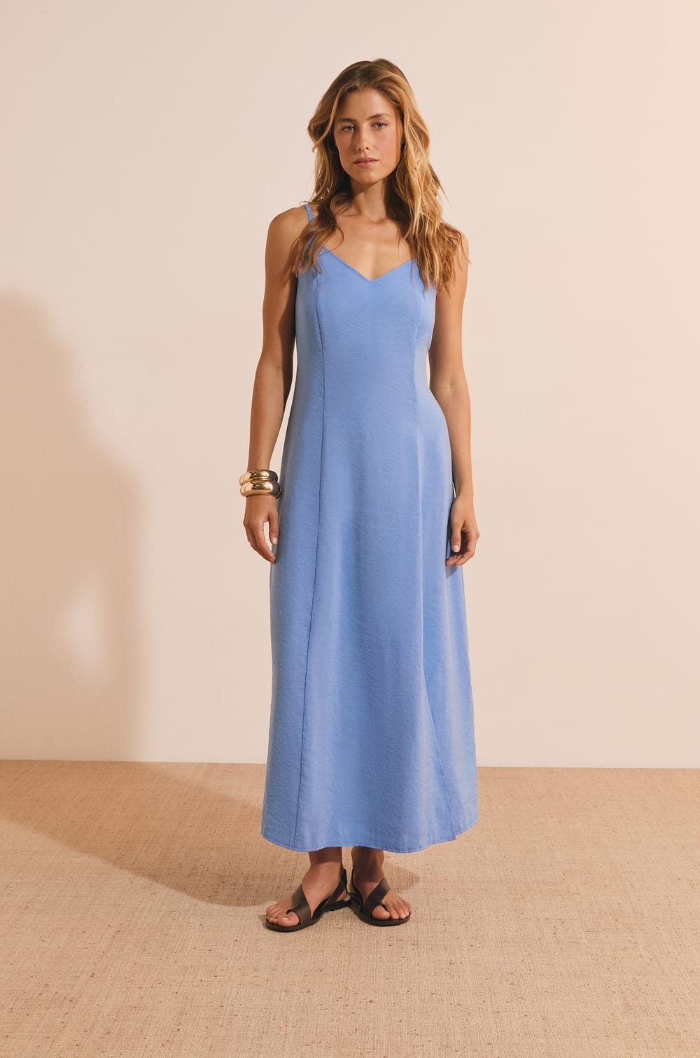 Long halter neck dress;${refinementColor}