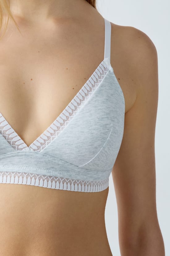 Cotton Wireless Triangle Bra;${refinementColor}