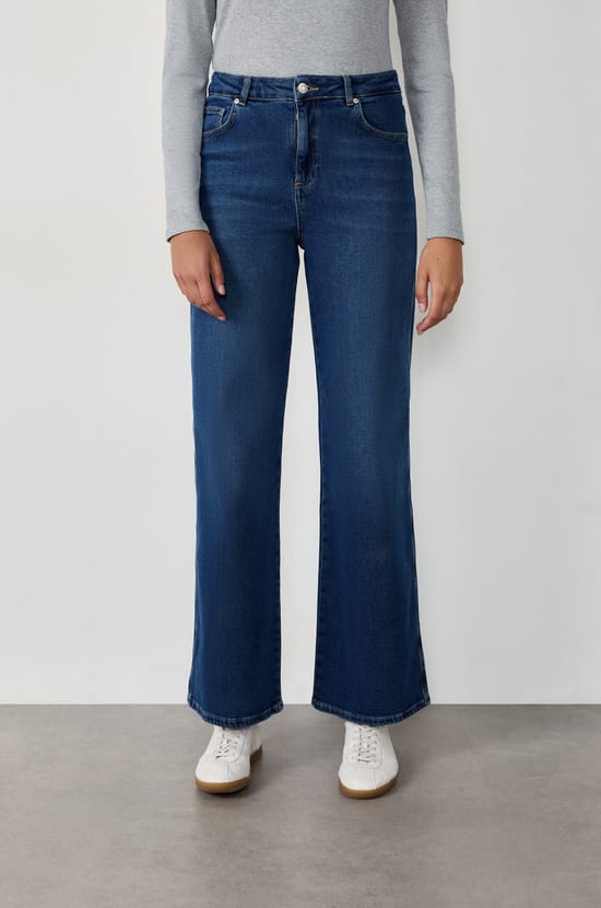 Straight cotton jeans;${refinementColor}